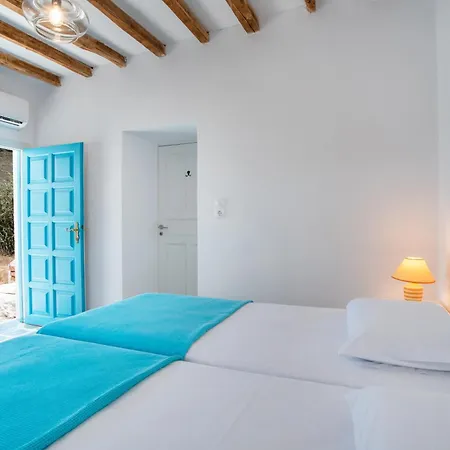 Petros Parikia (Paros)
