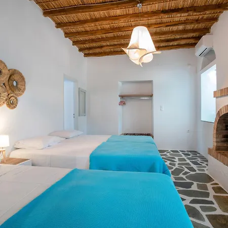 Petros Parikia (Paros)